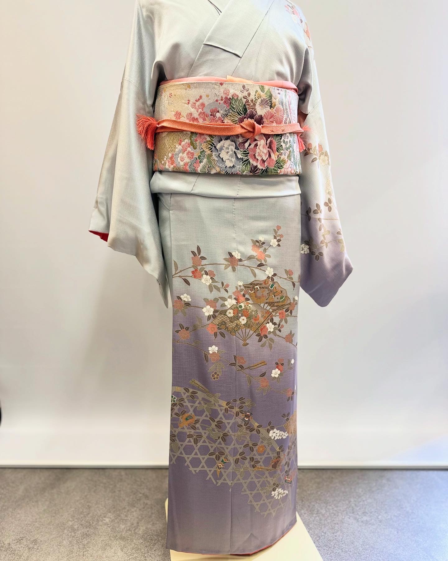 レンタル訪問着【M-7】淡いグレーグラデーション扇面