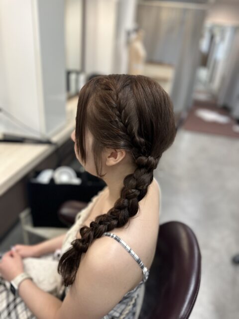ヘアセット　サイド編み下ろし