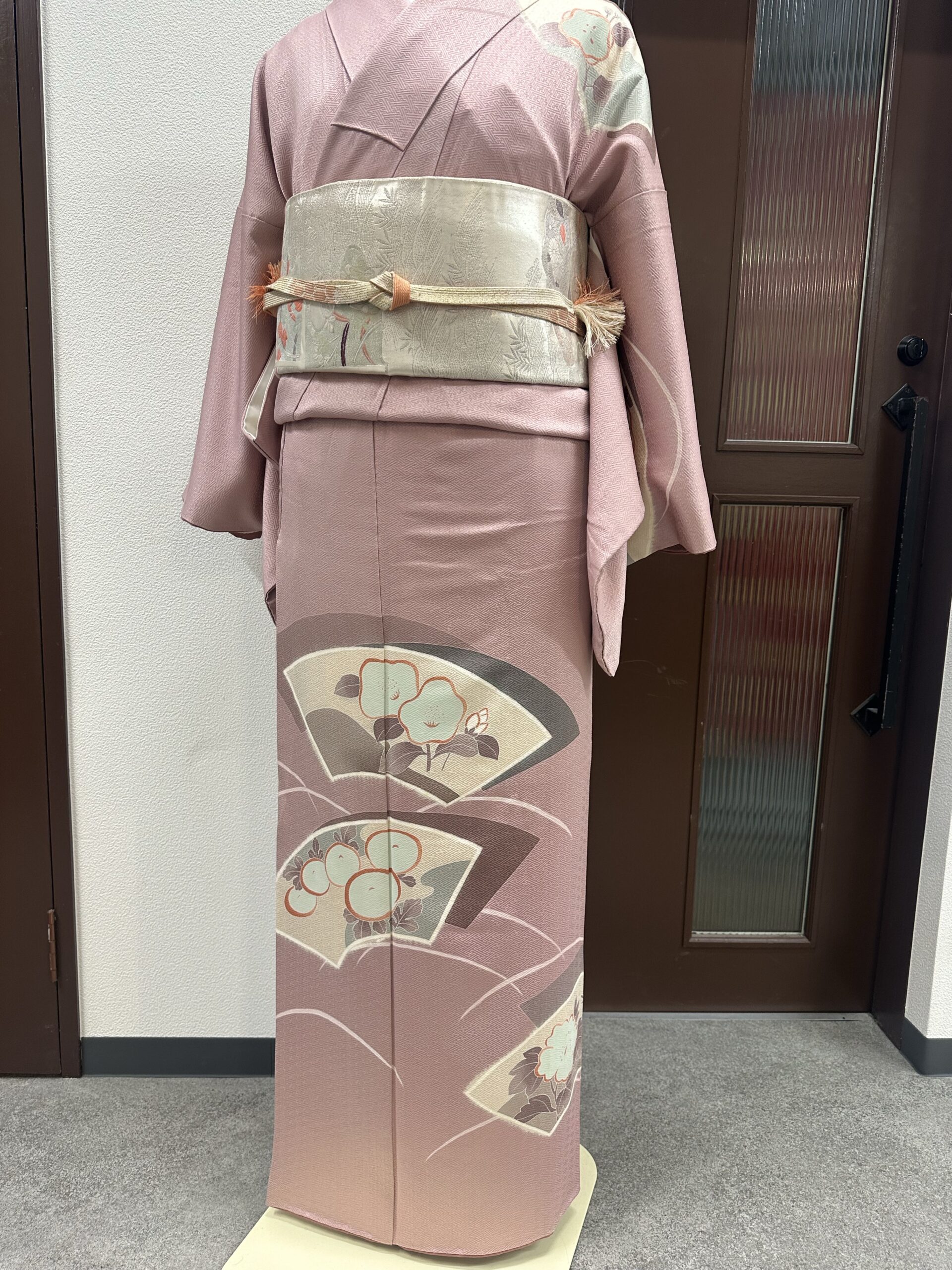 レンタル色留袖【TS-1】ピンク扇面